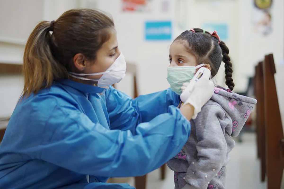 A woman and a girl. Photo: Choufany/Unicef