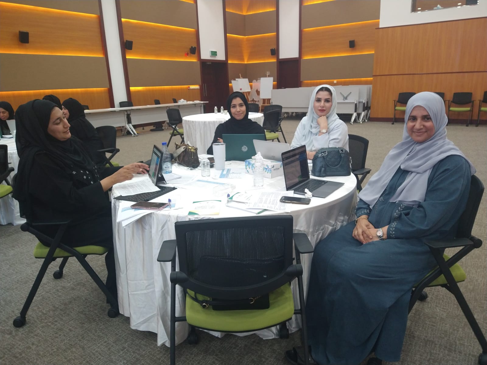 Photo of participants in the a training workshop for policymakers from the ministry and various other relevant ministries and agencies.