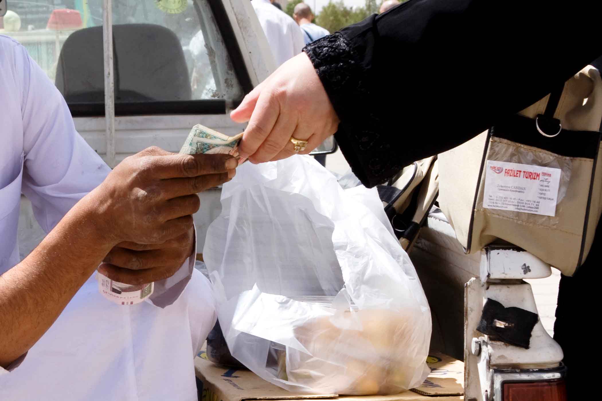 Money changing hands. Photo: iStock